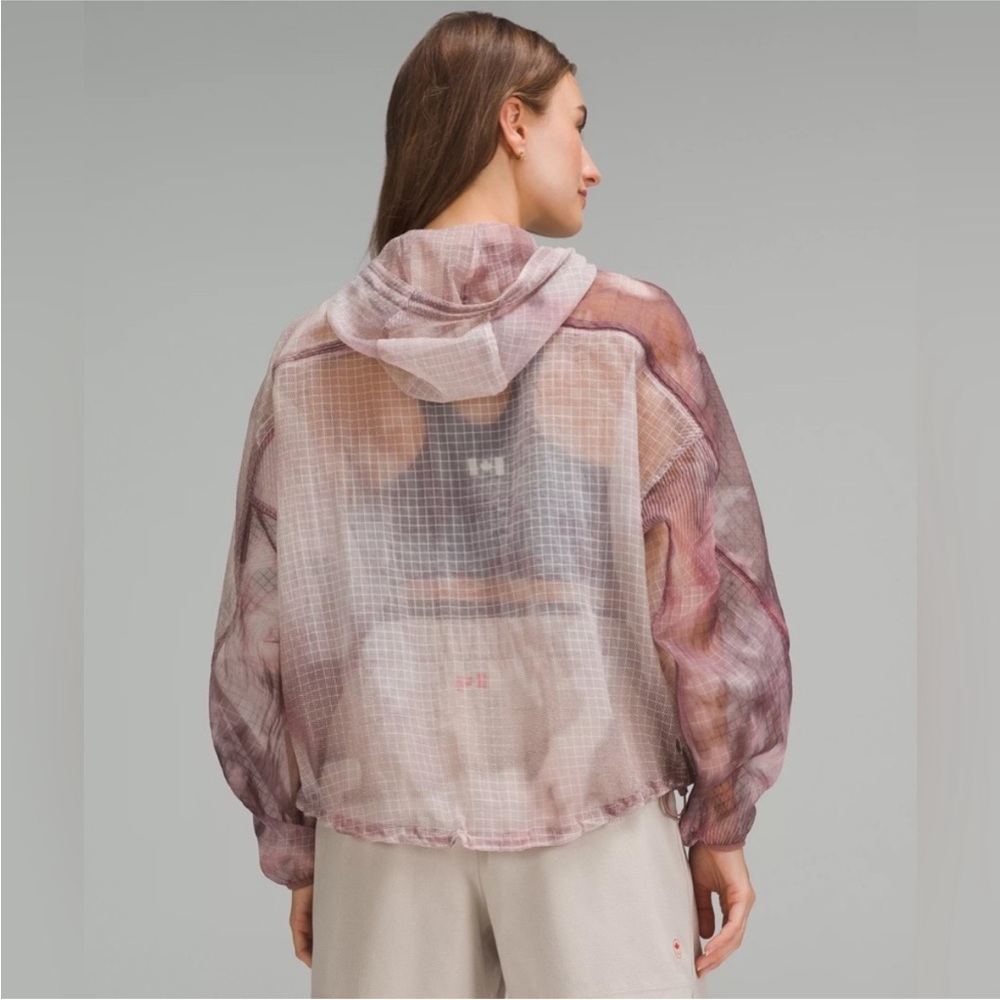 RARE Lululemon Team Canada Paris 2024 COC Translucent Hooded Jacket, Size M - Picture 8 of 16